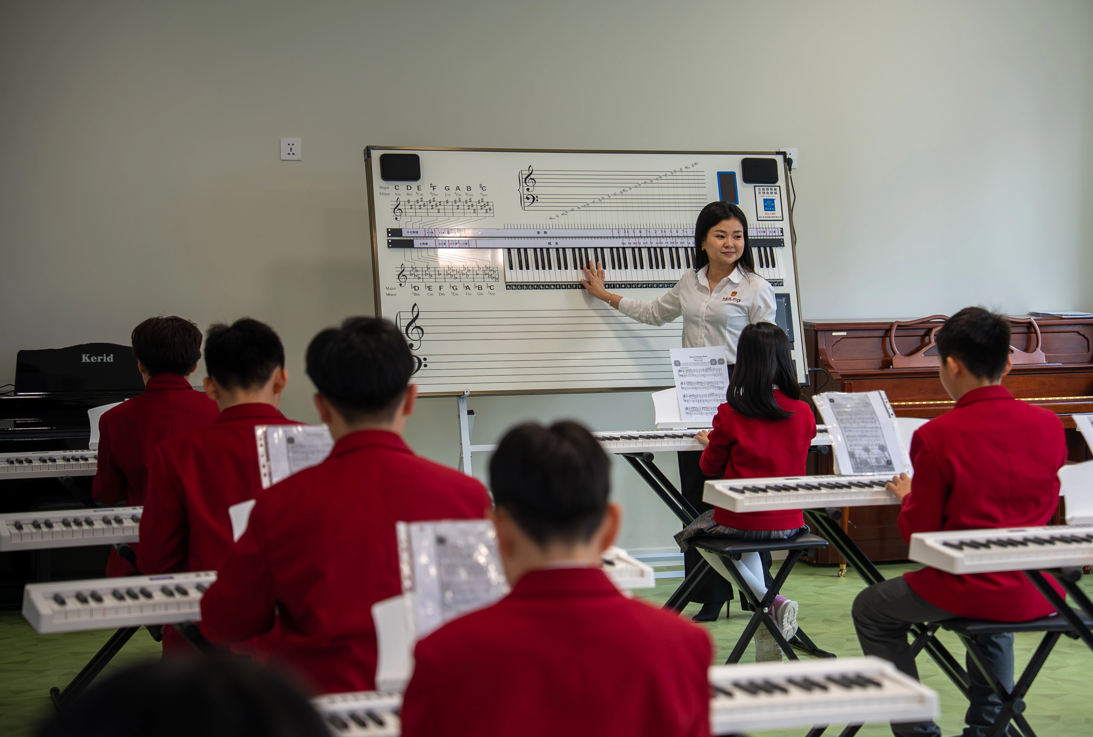 Huleg International School